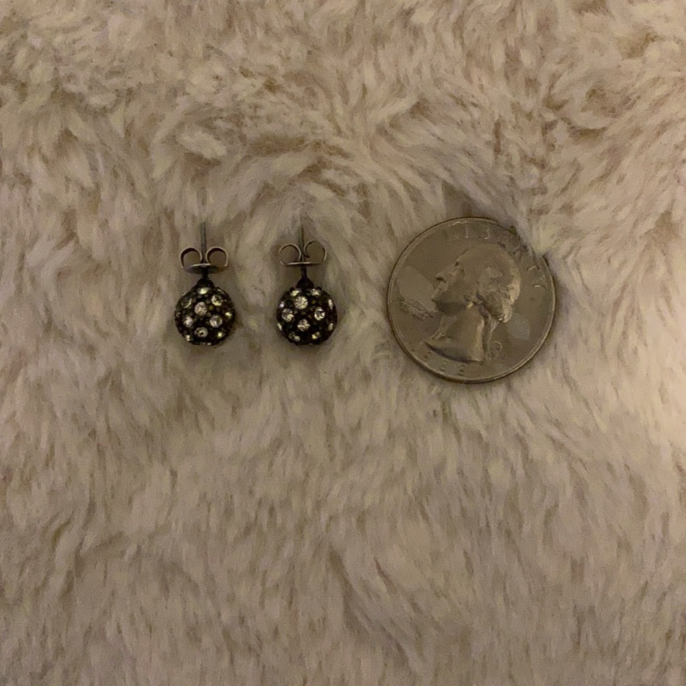 Cute sparkly studs
